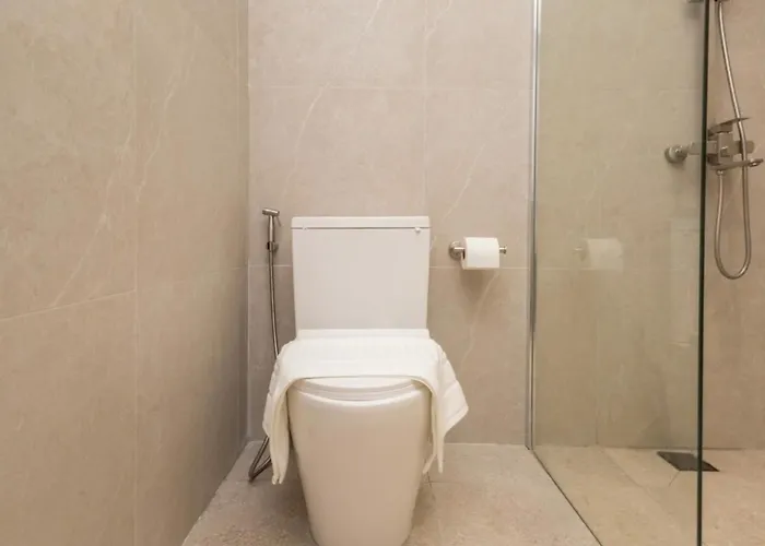 아파트 2 Bedrooms For 4 Guests With Terrace In The Heart Of Sathorn