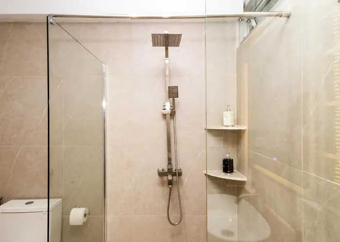 2 Bedrooms For 4 Guests With Terrace In The Heart Of Sathorn 아파트