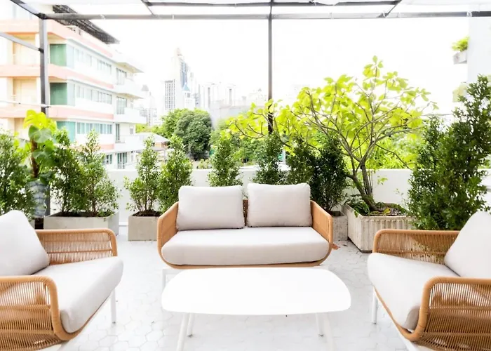 2 Bedrooms For 4 Guests With Terrace In The Heart Of Sathorn * 방콕